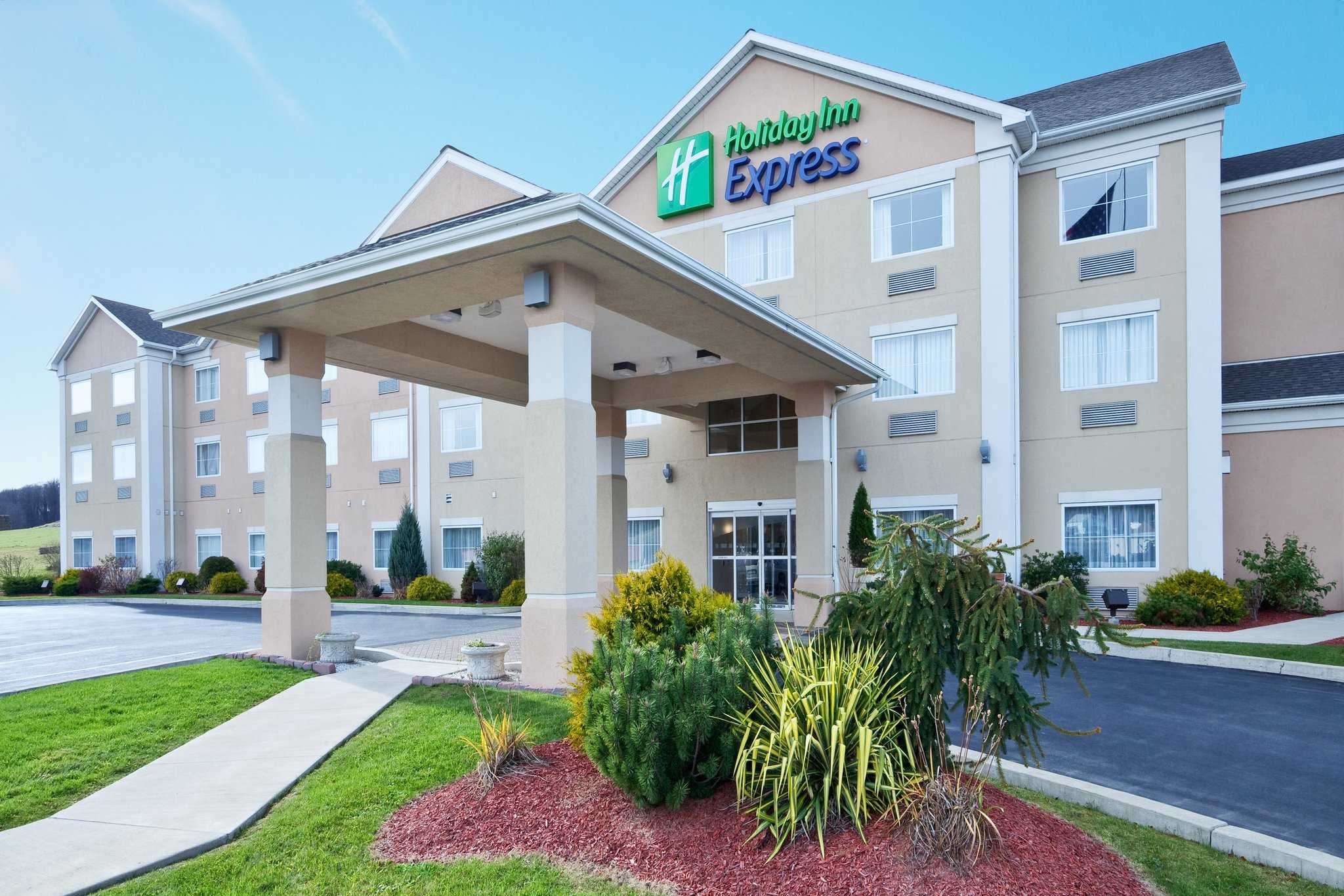 Holiday Inn Express Hotel & Suites Gibson in คาร์บอนเดล, PA