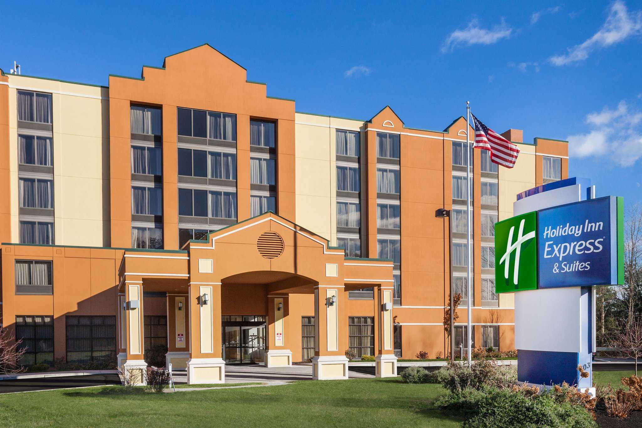 Holiday Inn Express Hotel & Suites South Portland в Южный Портленд, ME