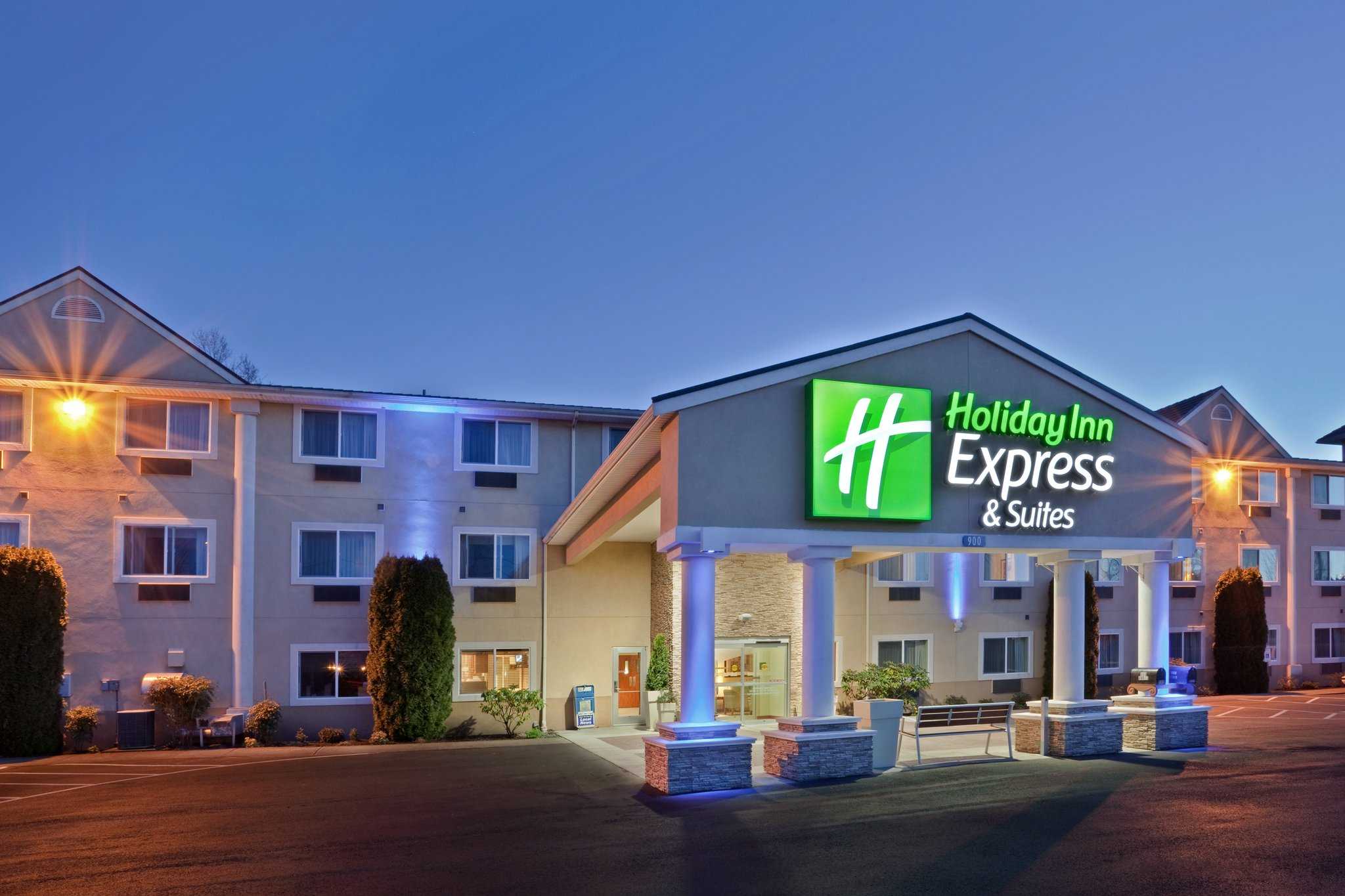Holiday Inn Express Hotel & Suites Burlington в Берлингтон, WA