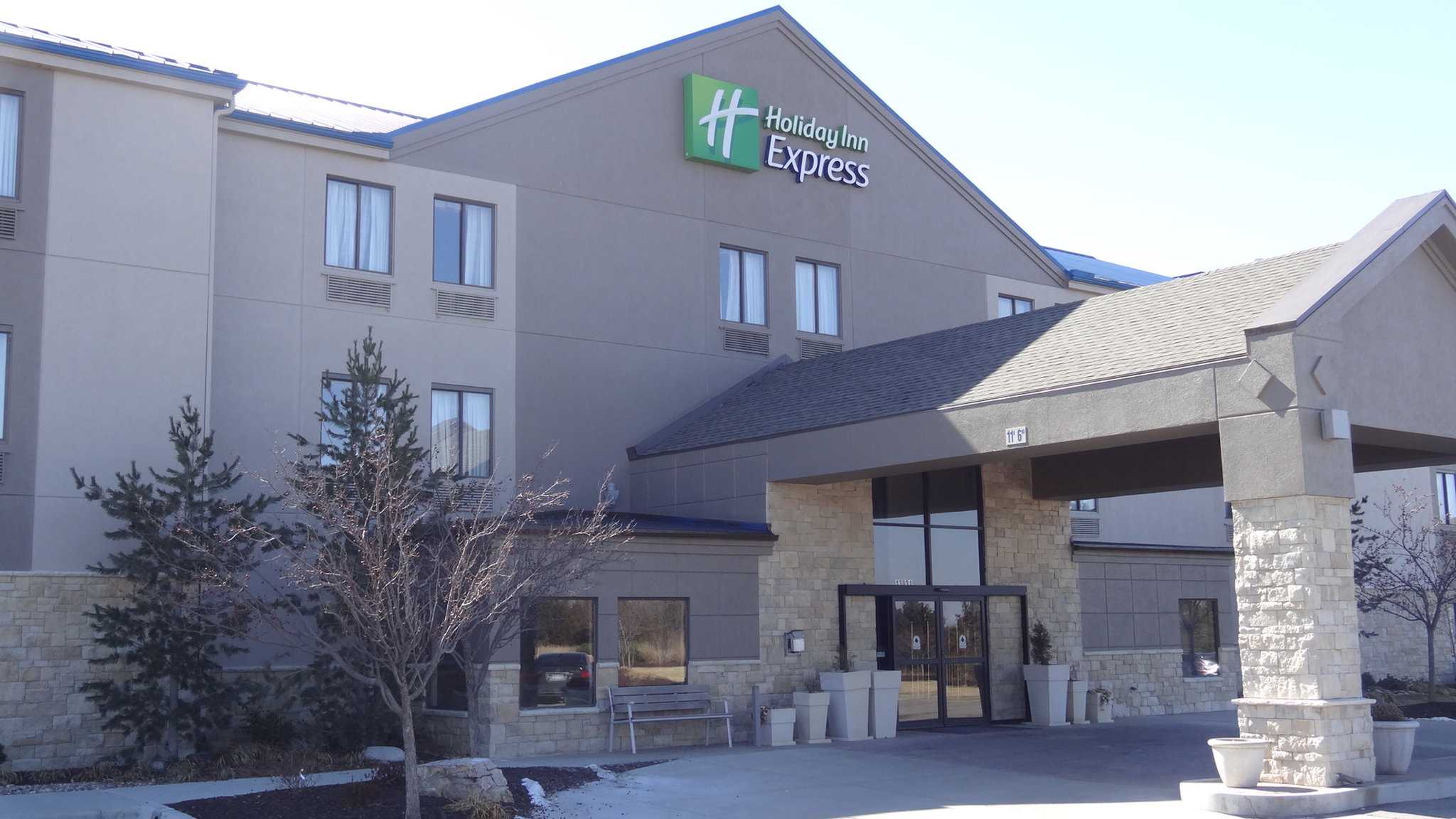 Holiday Inn Express Hotel Kansas City Bonner Springs a Sorgenti Bonner, KS