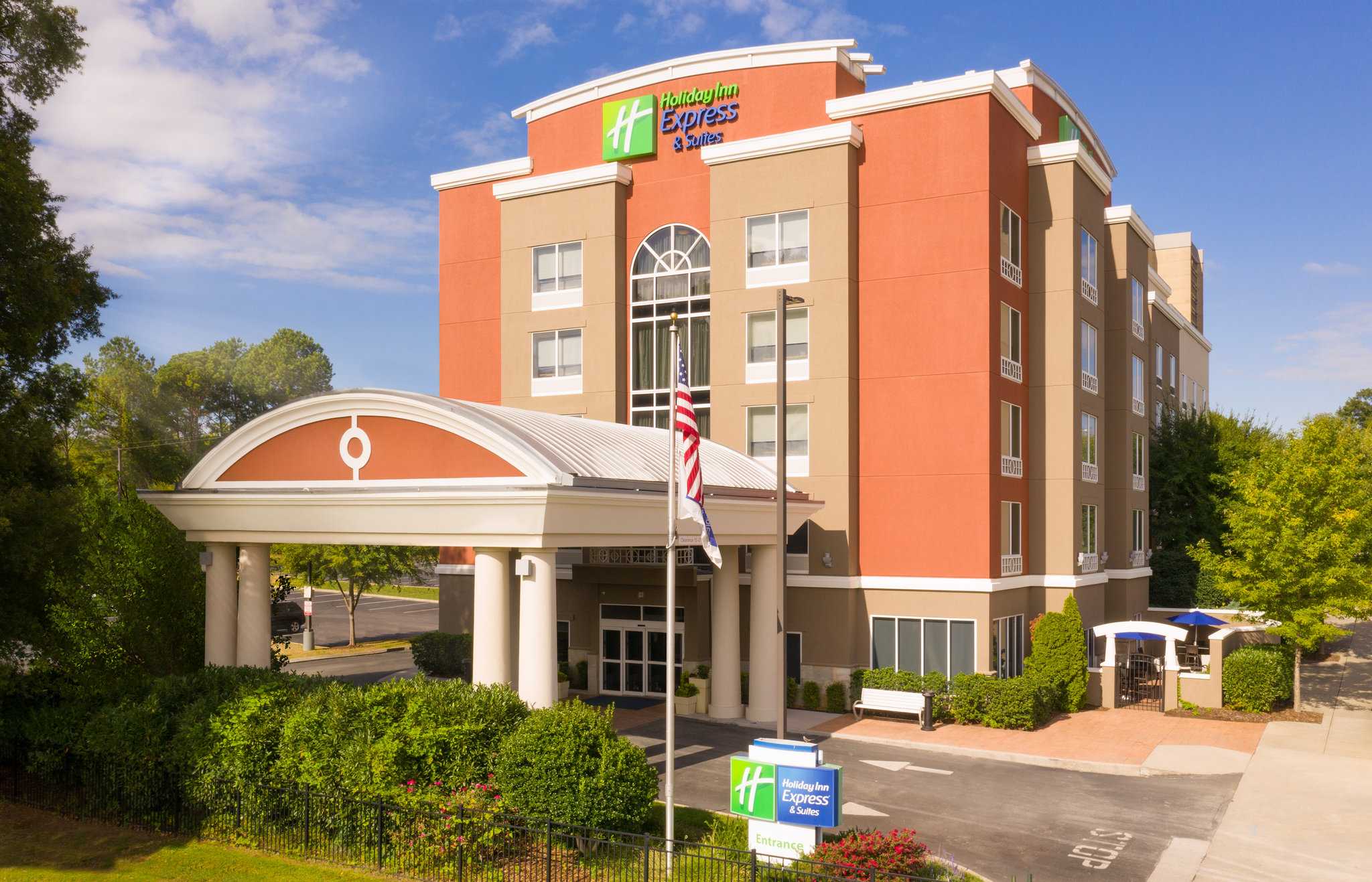 Holiday Inn Express & Suites Chattanooga Downtown i Chattanooga, TN