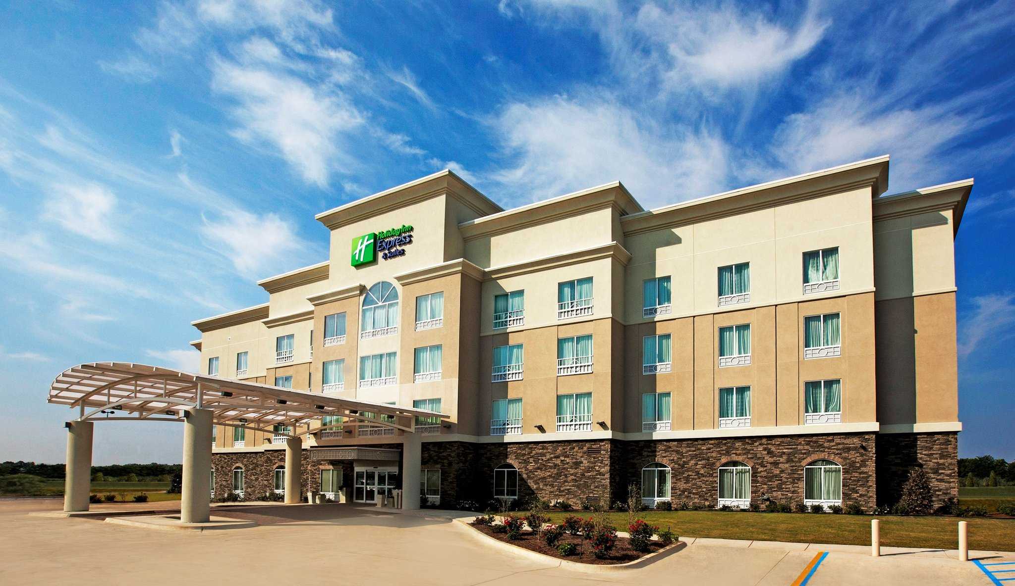 Holiday Inn Express and Suites - Bossier City Northeast в Город Боссье, LA