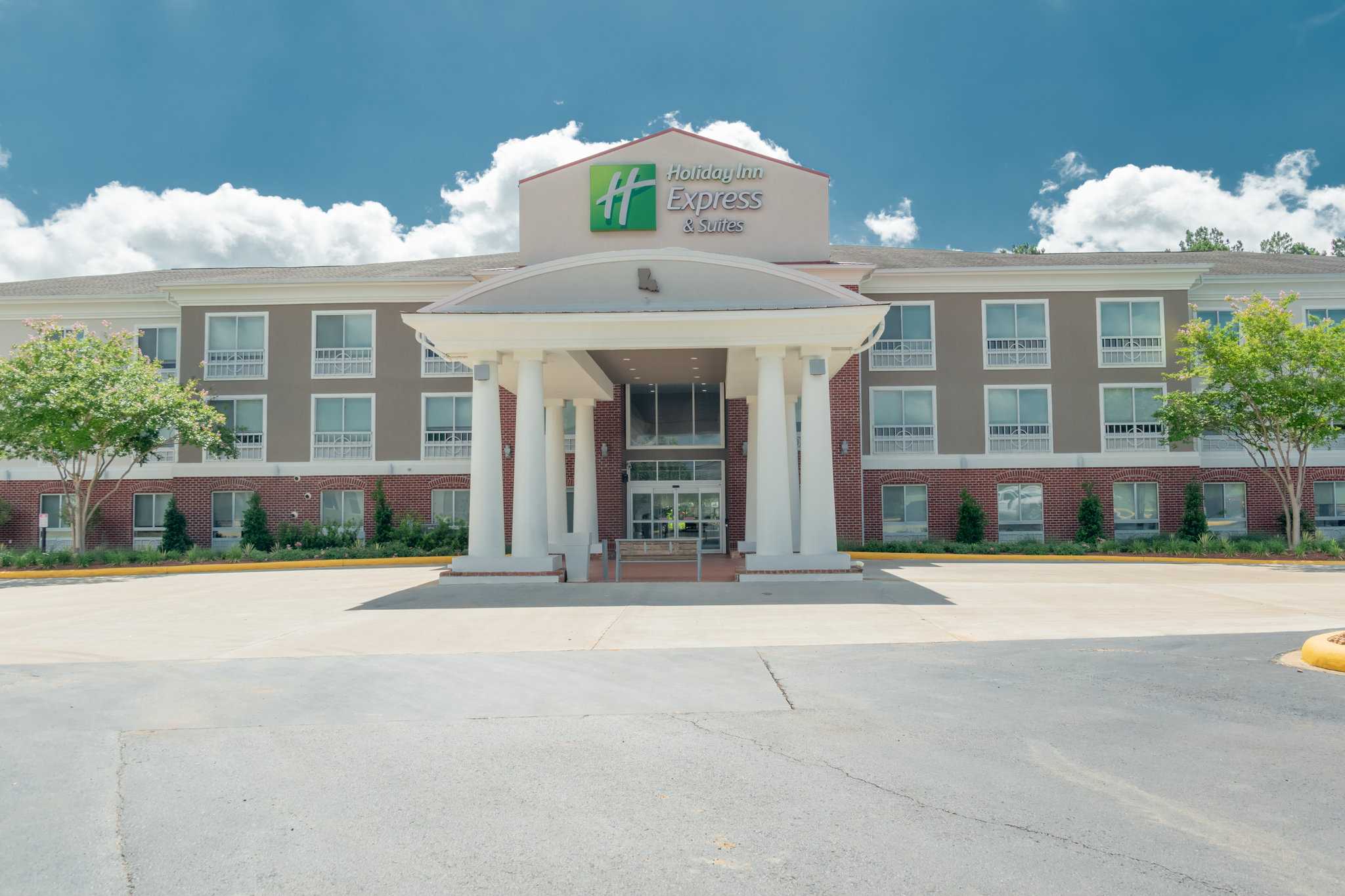 Holiday Inn Express Hotel & Suites Natchitoches in นาทชิโตเชส, LA