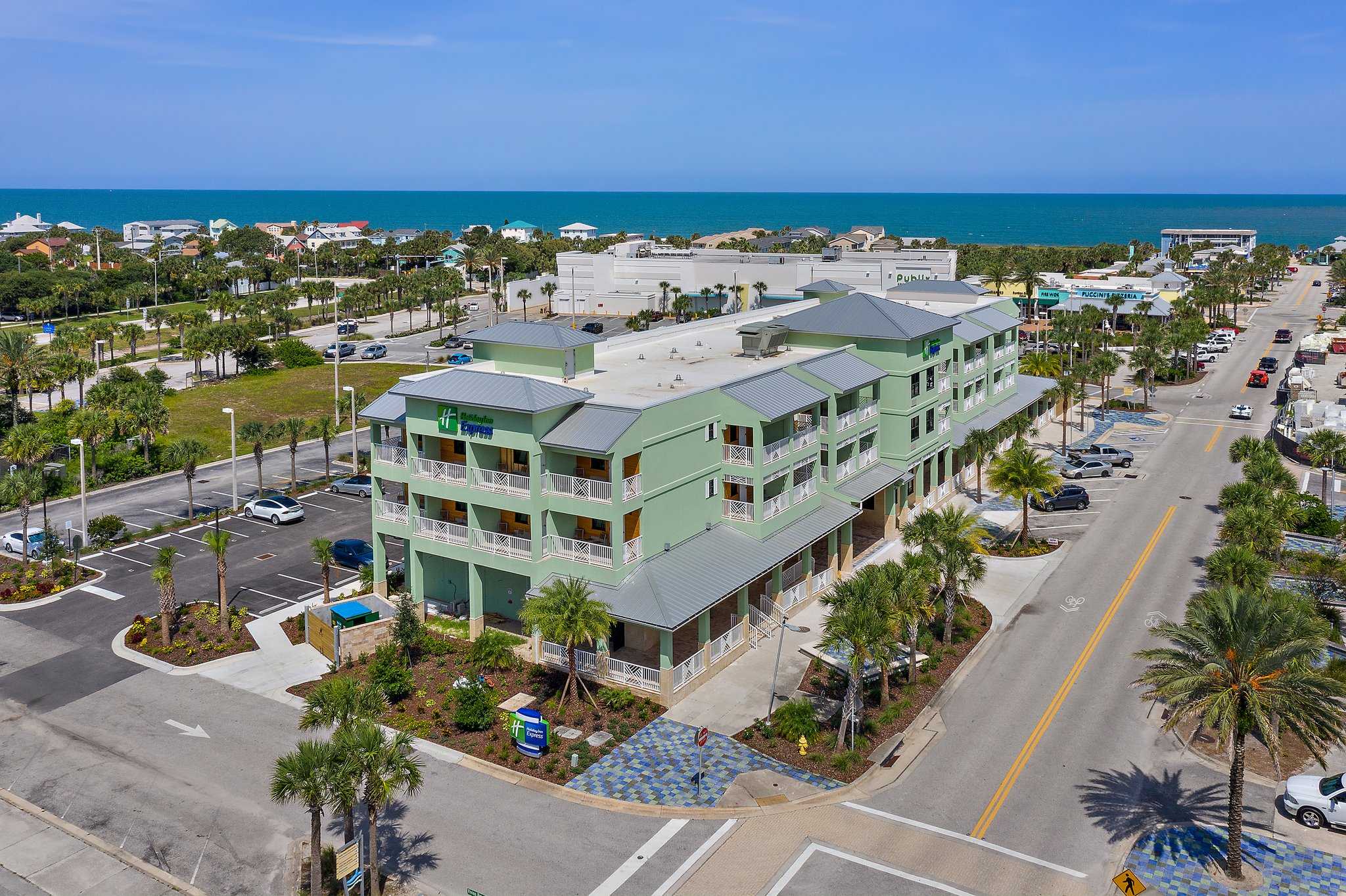 Holiday Inn Express St. Augustine - Vilano Beach в Сент-Огастин, FL