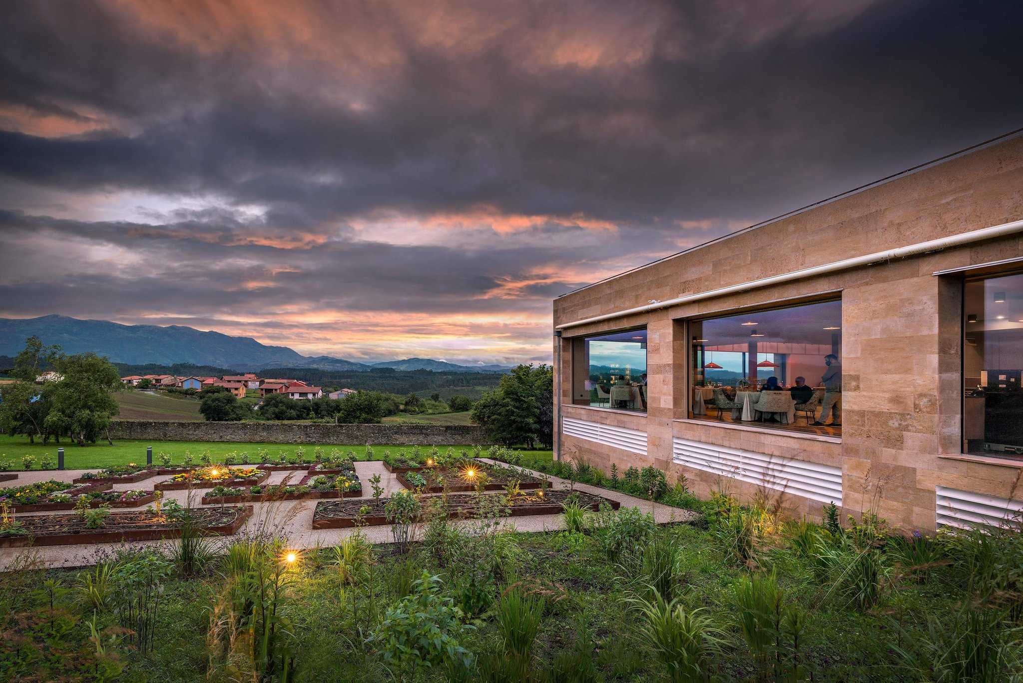 Palacio de Luces, Colunga, ES