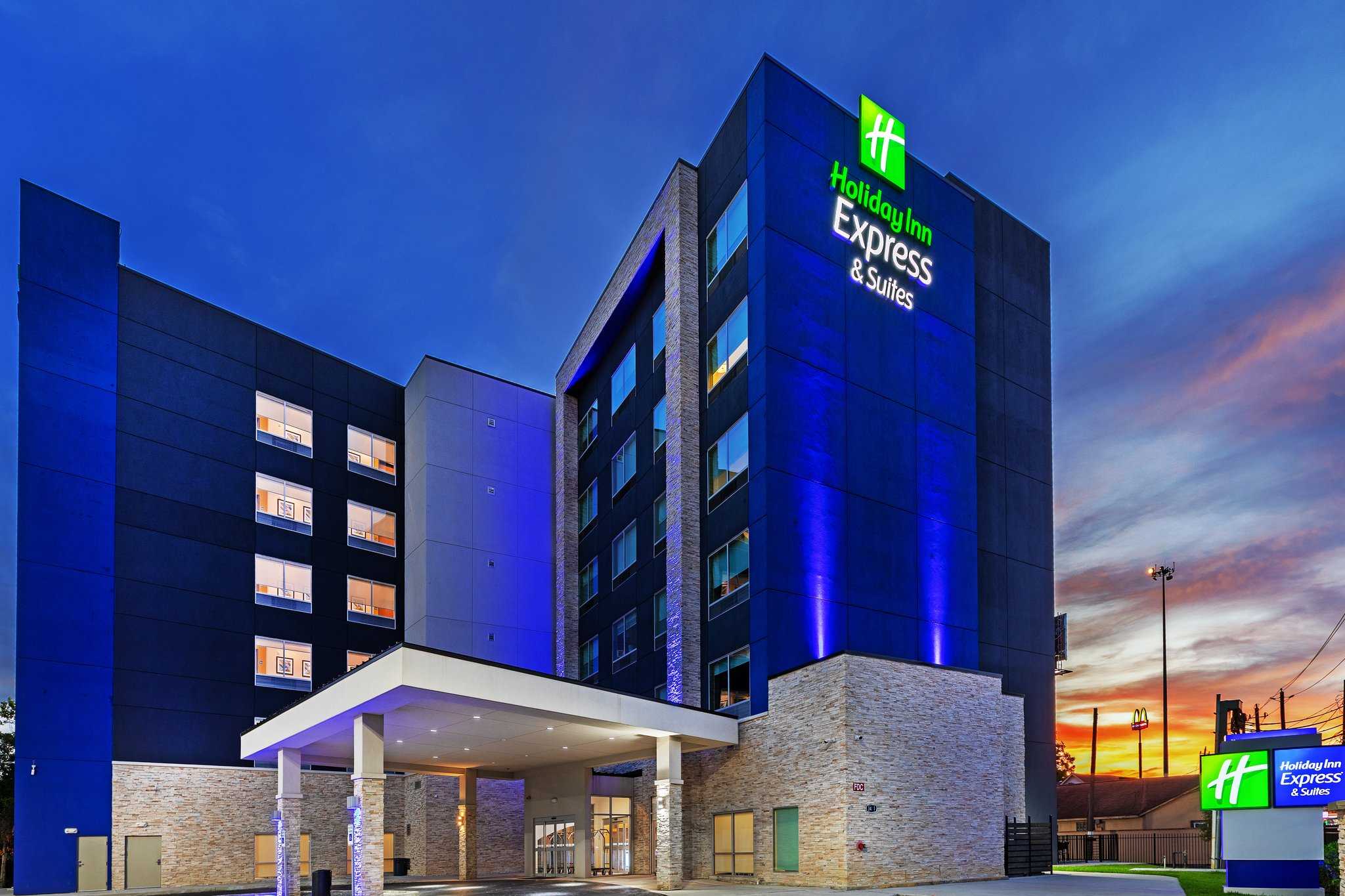 휴스턴, TX의 Holiday Inn Express & Suites Houston - N Downtown