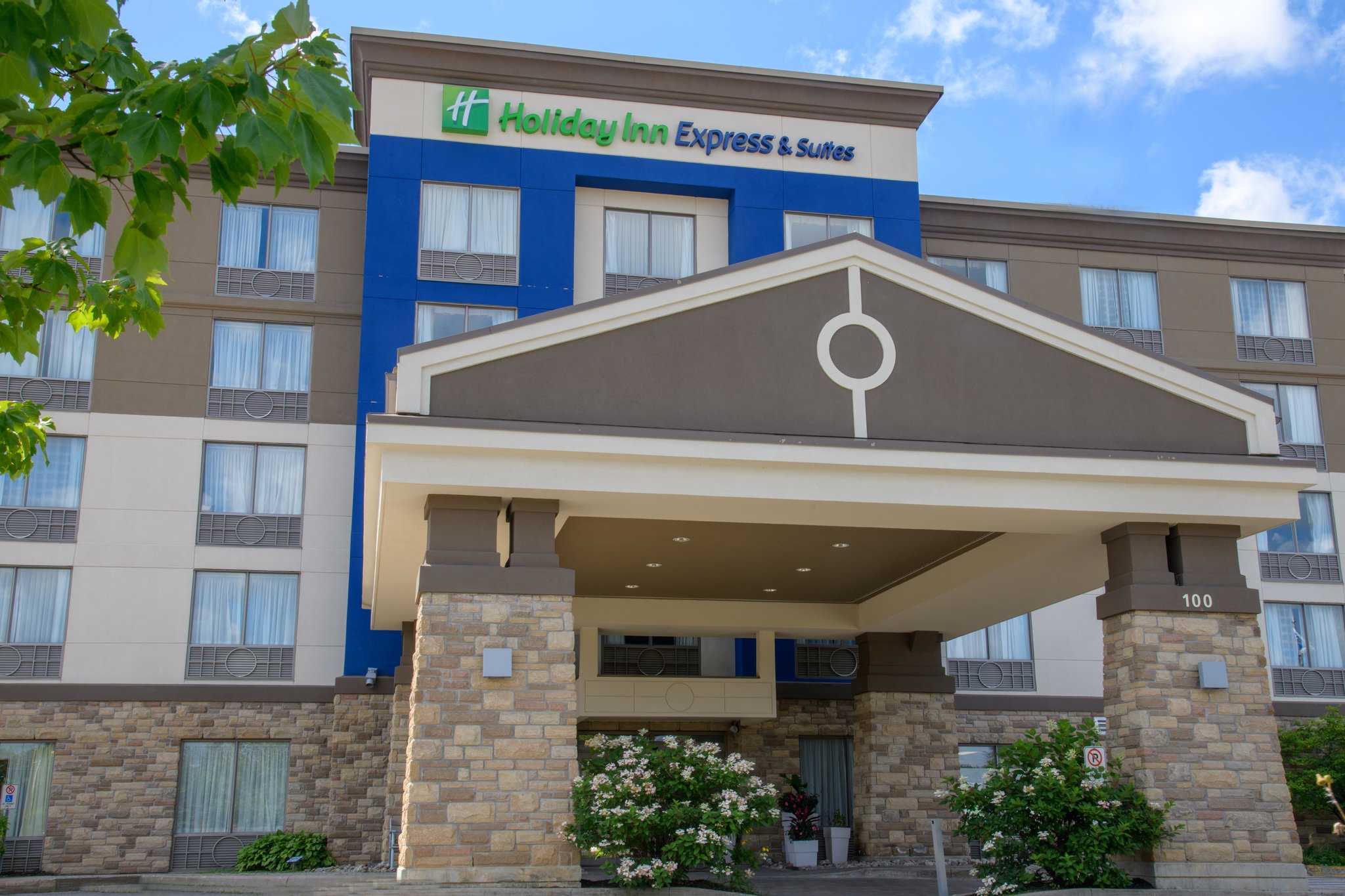 亨茨維爾, ON 的 Holiday Inn Express & Suites Huntsville