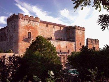 Salamanca, ESにおけるCastillo de Buen Amor 