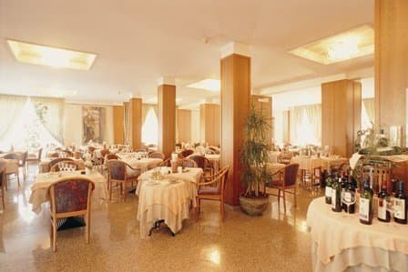 Hotel Rossini в Pesaro, IT