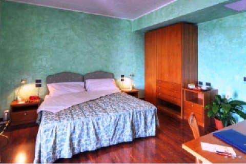 Camerano, ITにおけるHotel 3 Querce