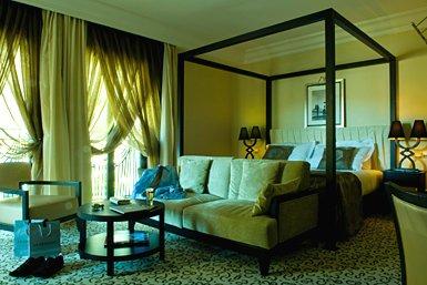 Lyon, FR 的 Le Pavillon de la Rotonde & Spa