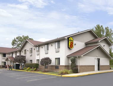 Super 8 by Wyndham Mentor/Cleveland Area в Mentor, OH