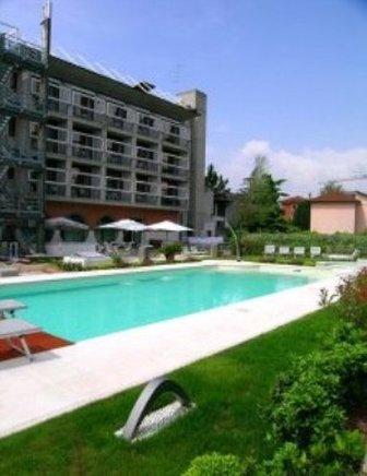 ENJOY GARDA HOTEL a Peschiera del Garda, IT