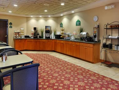 Wingate by Wyndham Sulphur Near Lake Charles в Sulphur, LA
