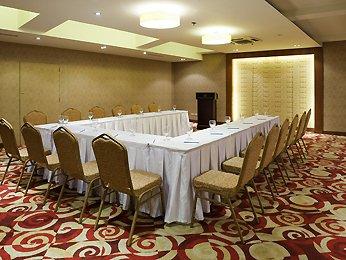 Imperial Palace Suites in Manila, PH