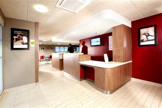 Campanile Lille Nord - Wasquehal Hotel в Wasquehal, FR