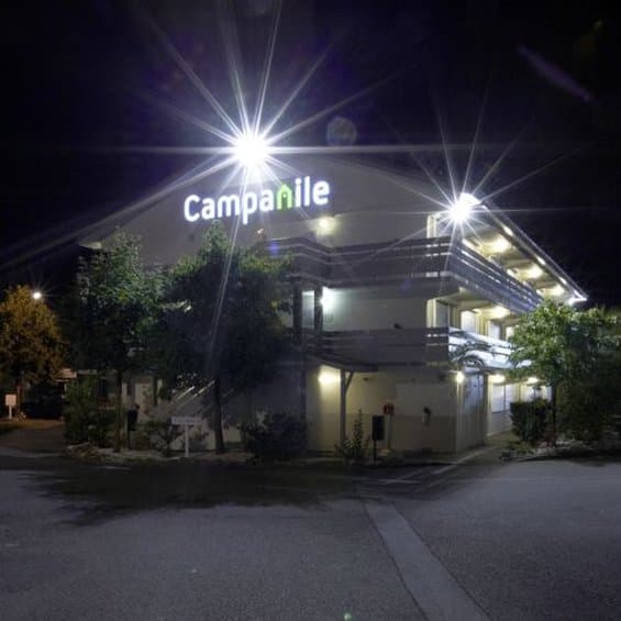 Campanile Charters ใน Chartres, FR