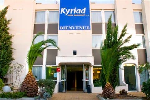 Kyriad Marseille Ouest-Martigues Ecopolis ใน Marseille, FR