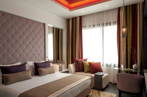 Le Bristol a Beirut, LB