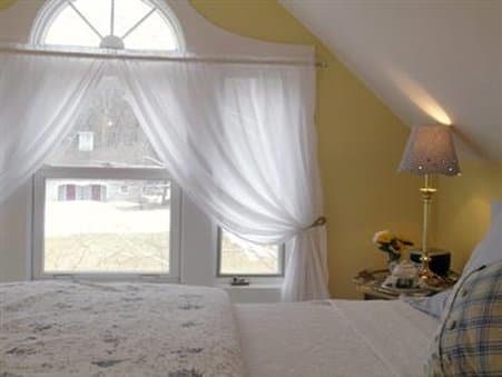 Admiral Peary Inn Bed & Breakfast in Fryeburg, ME
