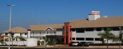 Maduga Palace Hotel a Valentim Gentil, BR