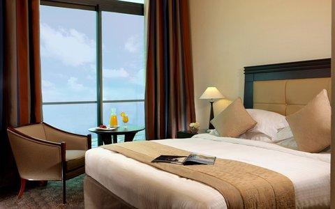 Santiago, CL 的 Carlton House Hotel