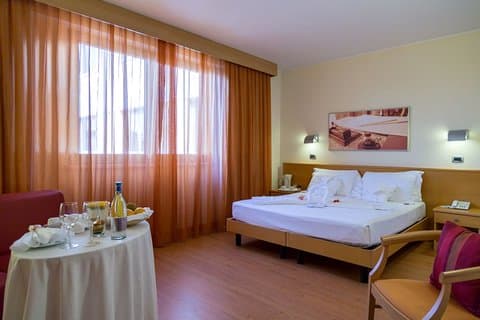 Hotel Montemezzi в Vigasio, IT