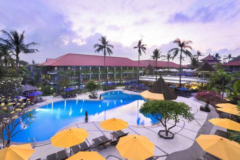 Bali, IDにおけるBali Dynasty Resort Hotel 