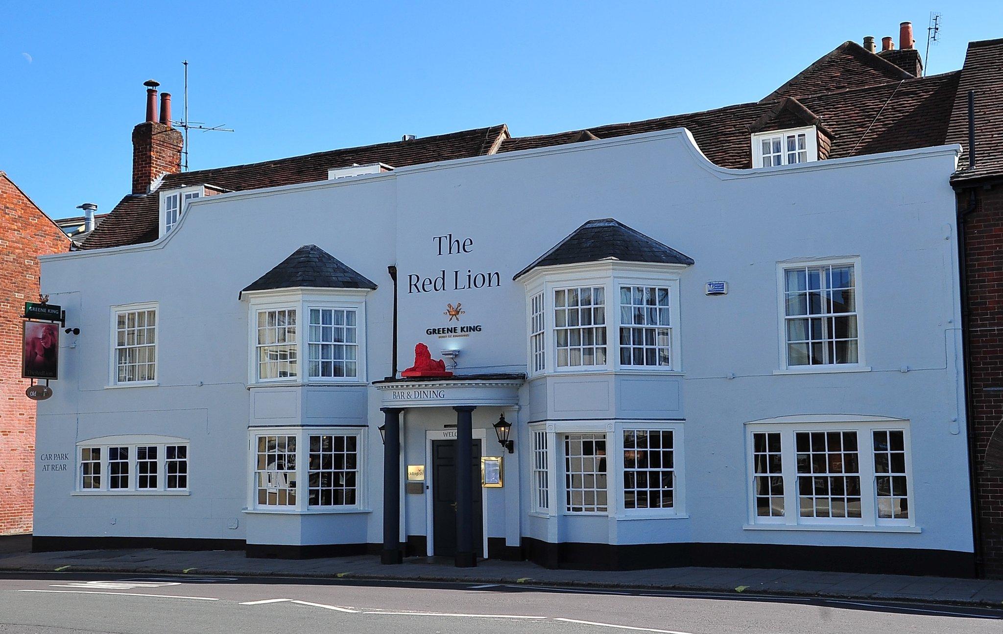 The Red Lion Hotel in Fareham, GB1