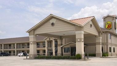 Super 8 by Wyndham Baytown / I-10 in Baytown, TX