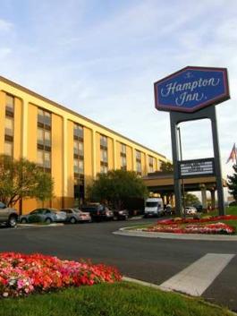 Hampton Inn Chicago-O'Hare International Airport in Schiller Park, IL