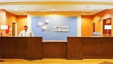 Holiday Inn Express & Suites San Antonio - Brooks City Base in San Antonio, TX