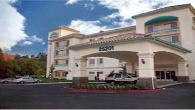 La Quinta Inn & Suites by Wyndham Santa Clarita - Valencia in Stevenson Ranch, CA