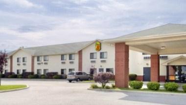 Super 8 by Wyndham Monee in Monee, IL