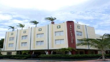 The Beach Plaza Hotel in Miami Beach, FL