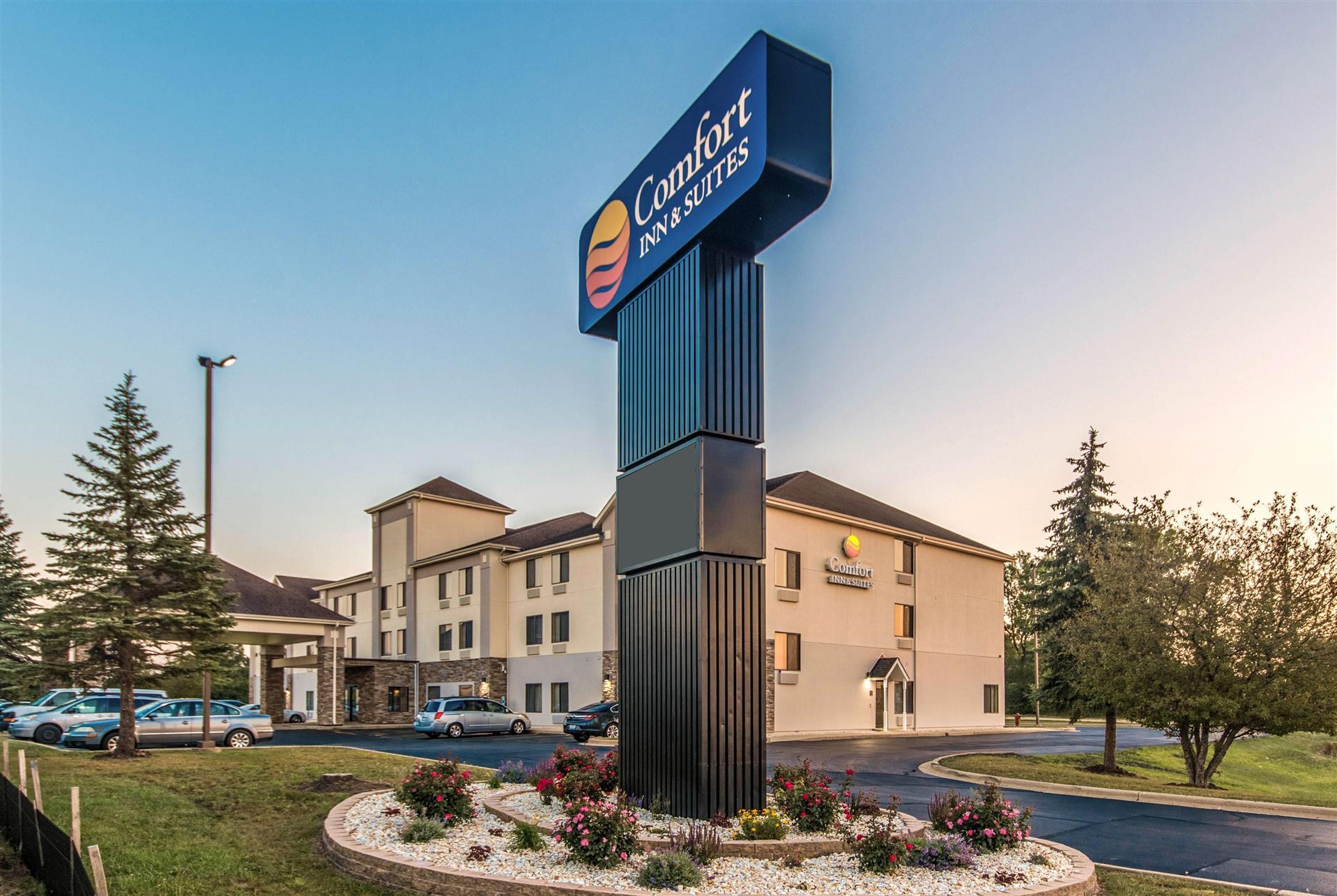 Comfort Inn and Suites North Aurora - Naperville in Batavia, IL