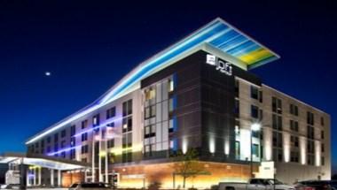 Aloft Dulles Airport North in Ashburn, VA