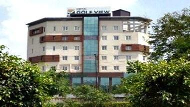 Hotel Golf View in Noida, IN