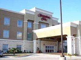 Hampton Inn Seguin in Seguin, TX