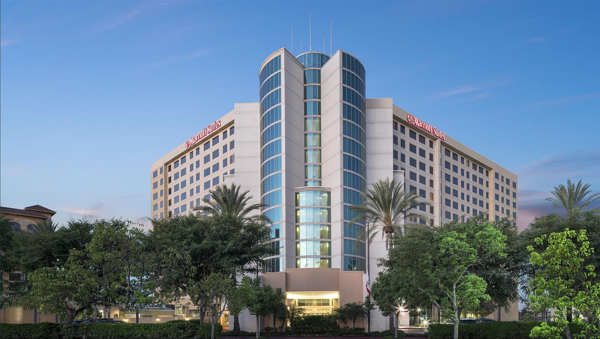 Anaheim Marriott Suites in Garden Grove, CA