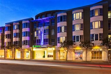 Holiday Inn Express Hotel & Suites San Francisco Fishermans Wharf in San Francisco, CA