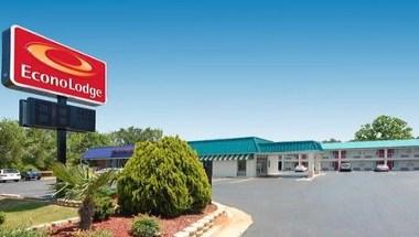 Econo Lodge McDonough in McDonough, GA