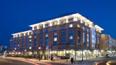 Hilton Garden Inn Arlington Shirlington in Arlington, VA