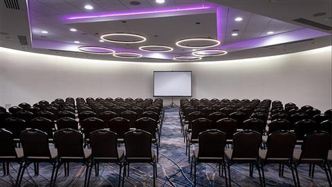 Long Island Marriott - Newly Renovated Meeting Space in Uniondale, NY