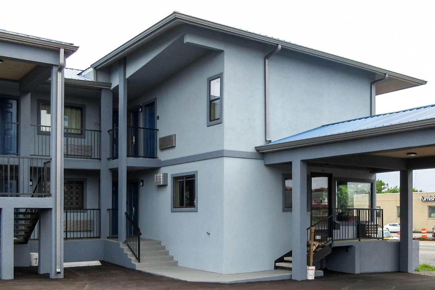 Rodeway Inn Murfreesboro image