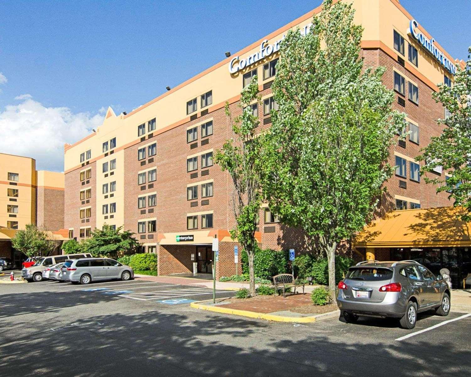 Comfort Inn University Center in Fairfax, VA