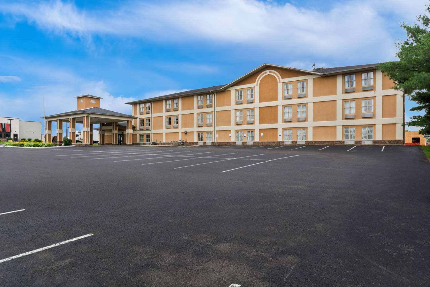 Quality Inn Dry Ridge image