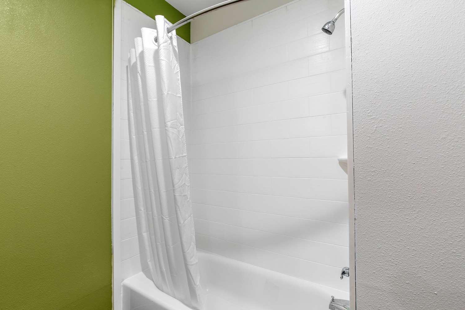 Sleep Inn and Suites Galveston Island image