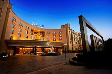 Radisson Blu Plaza Delhi Airport in New Delhi, IN