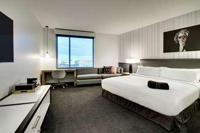 The Rose Hotel Chicago O'Hare, Tapestry Collection by Hilton в Rosemont, IL